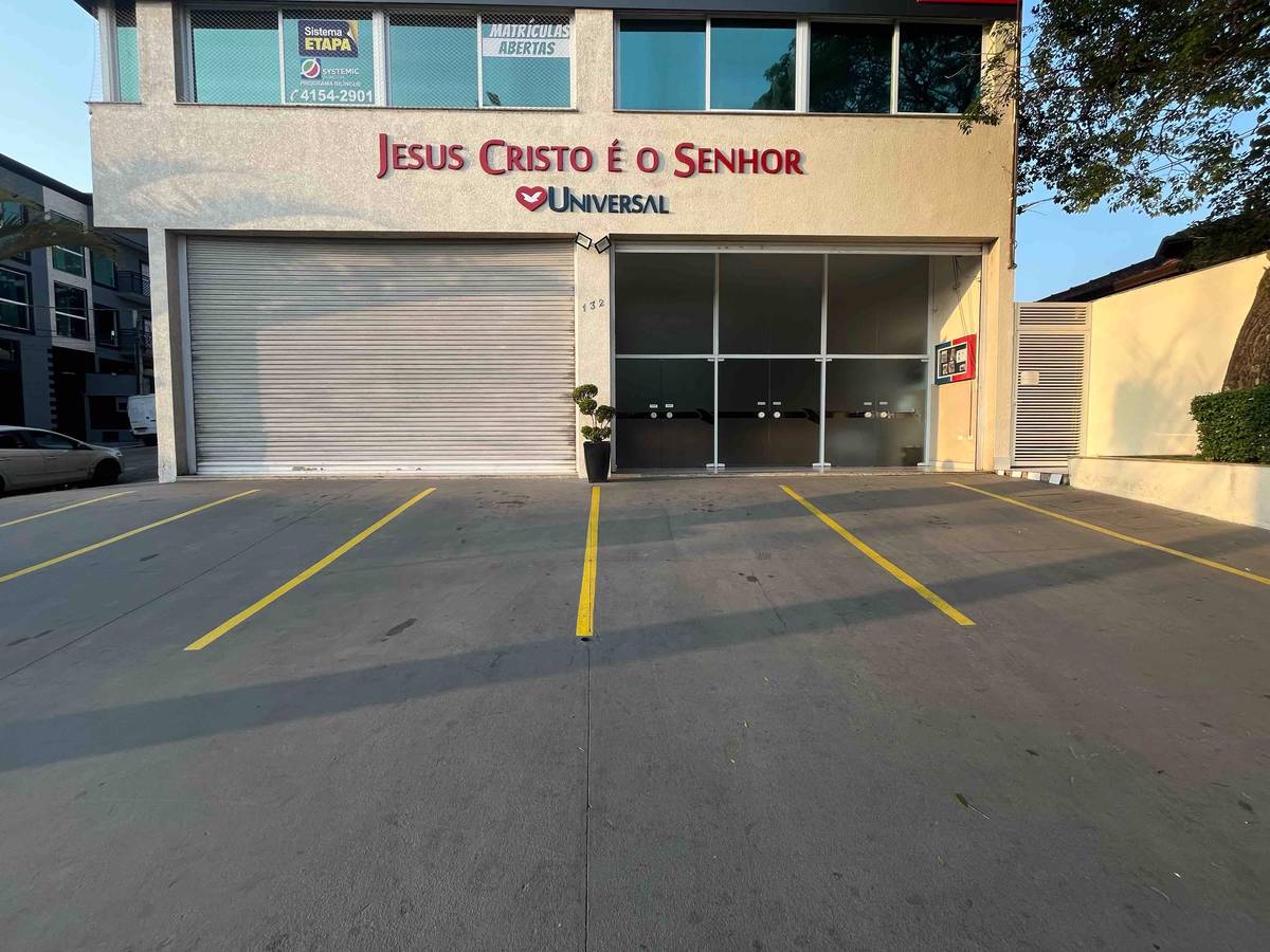 Igreja Universal FAZENDINHA - Avenida Brasil, 132 - Jardim São Luís, Santana de Parnaíba - São Paulo  - 06502-210 - Brasil