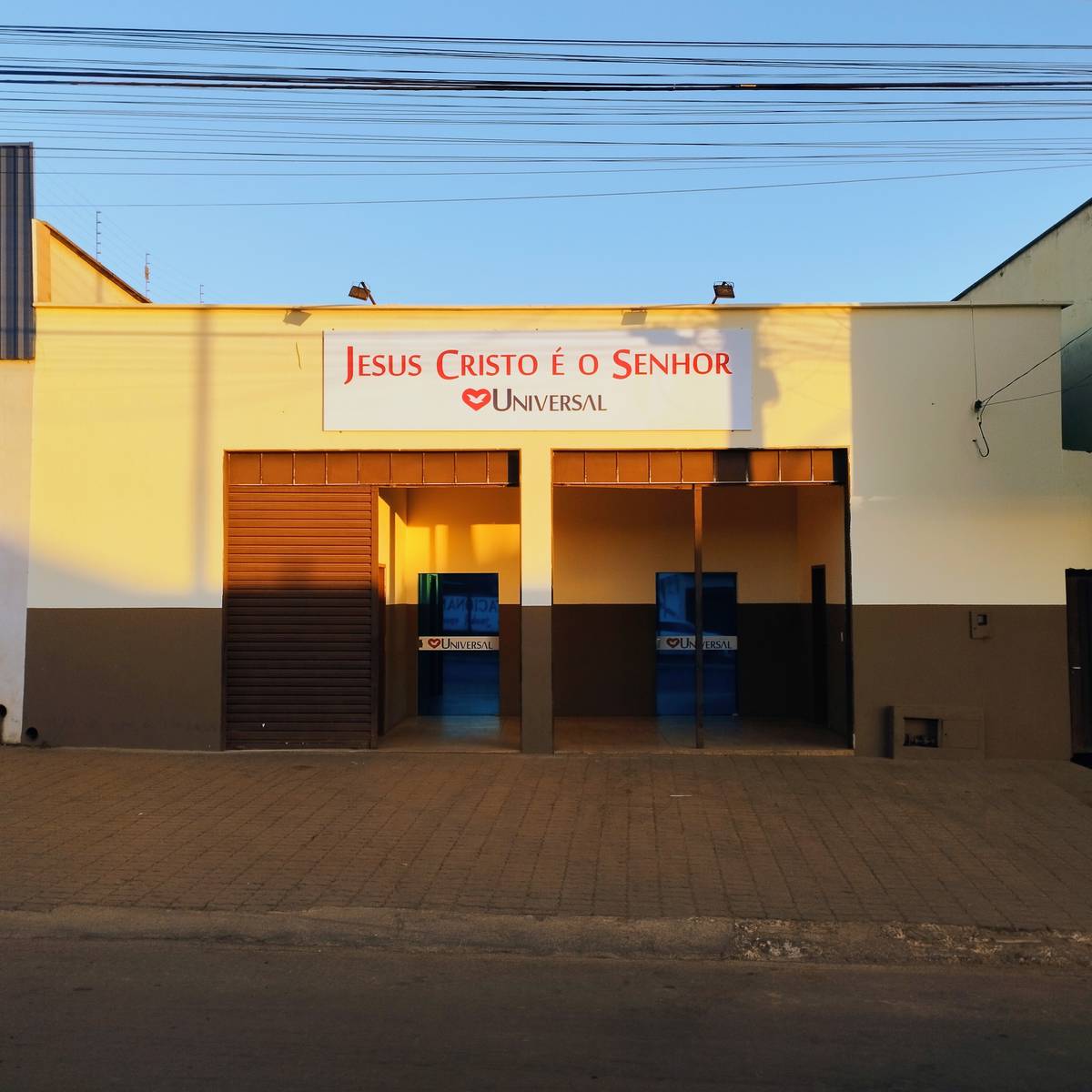 Igreja Universal SILVANIA - Av. Dom bosco - centro, 394 - Centro, Silvania - Goiás  - 75180000 - Brasil, 394 - Centro Silvania - Goiás - Brasil