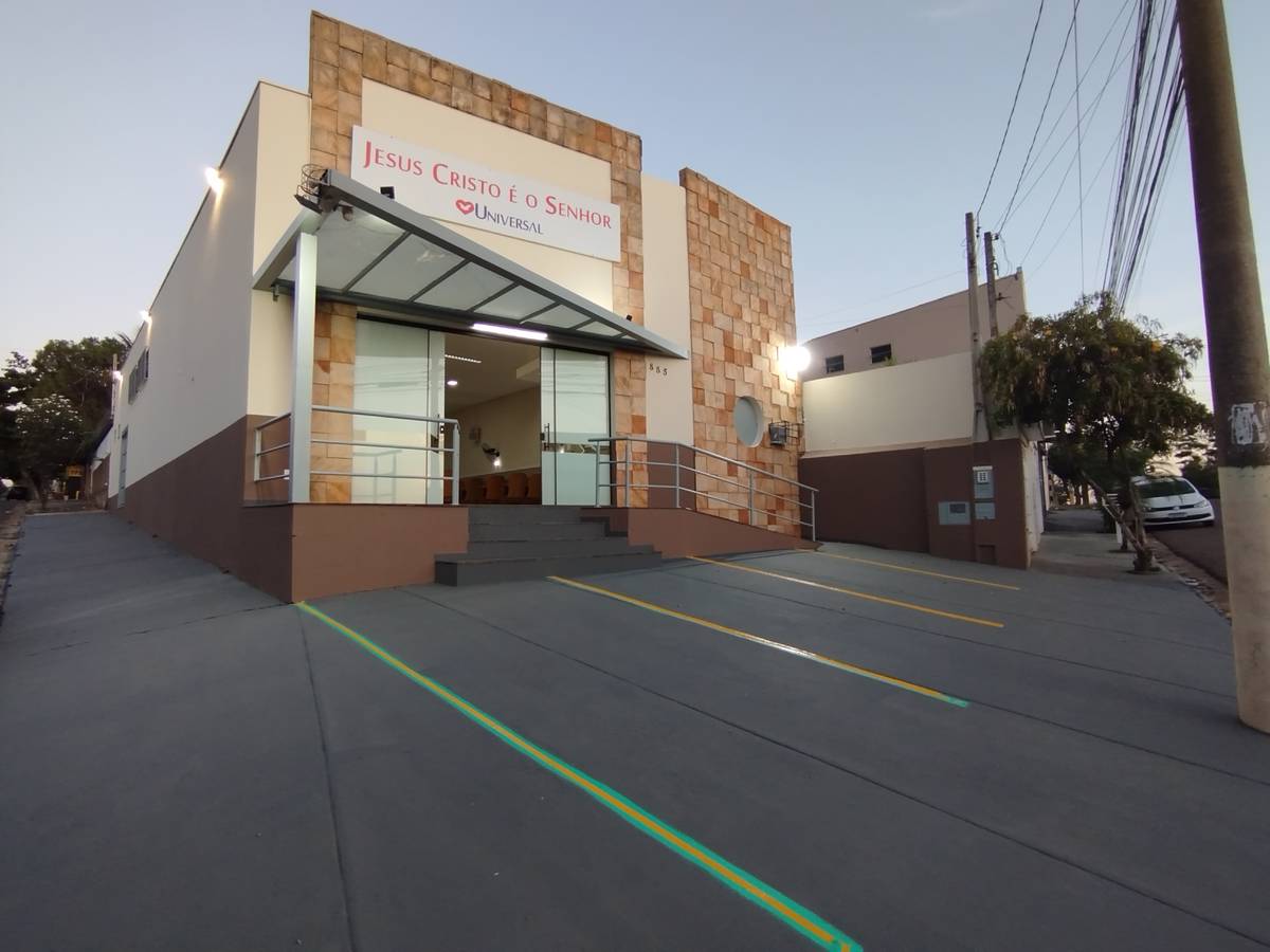 Igreja Universal JUNQUEIRA - Avenida São Paulo, 885 - Vila Guararapes, Lins - São Paulo  - 16403020 - Brasil, 885 - Vila Guararapes Lins - São Paulo - Brasil