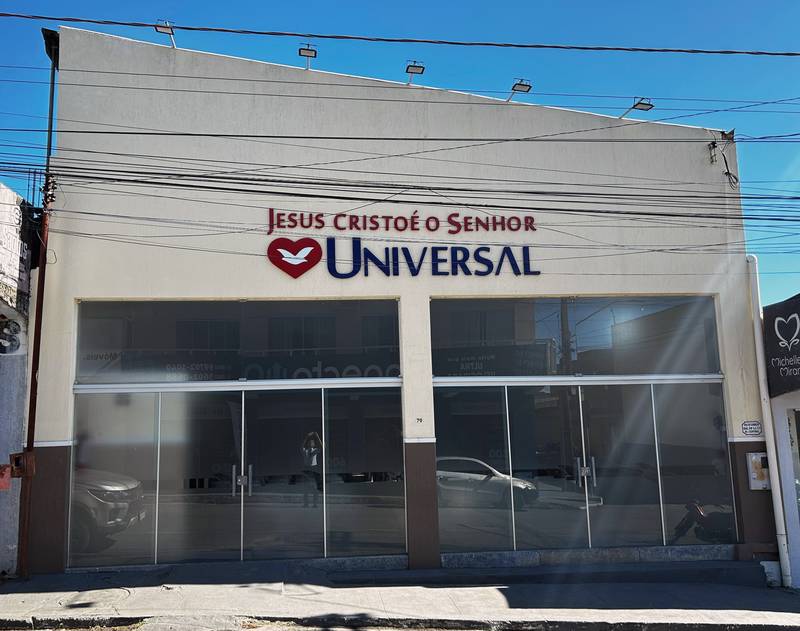 Igreja Universal CAMPOS BELOS - Rua Do Comércio, 70 - Centro, Campos Belos - Goiás  - 73840000 - Brasil, 70 - Centro Campos Belos - Goiás - Brasil