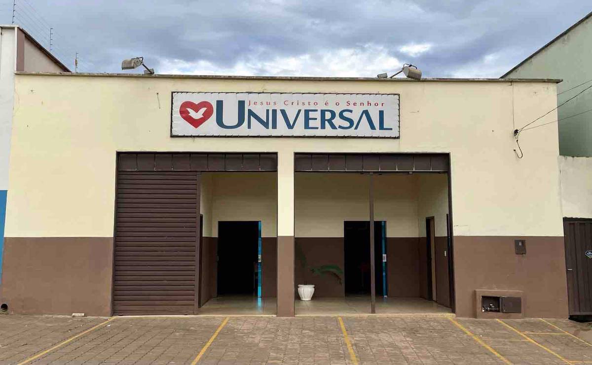 Igreja Universal SILVANIA - Av. Dom bosco - centro, 394 - Centro, Silvania - Goiás - 75180000 - Brasil, 394 - Centro Silvania - Goiás - Brasil