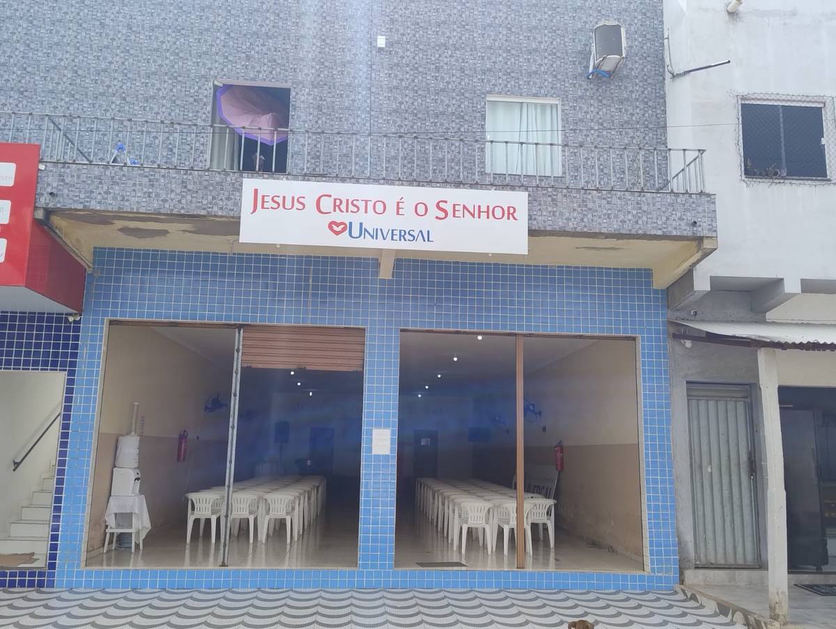 Igreja Universal SATIRO DIAS - Rua Das Palmeiras / Praça Jardim Do Enden , 54 - Centro , Sátiro Dias - Bahia  - 48485000 - Brasil, 54 - Centro  Sátiro Dias - Bahia - Brasil