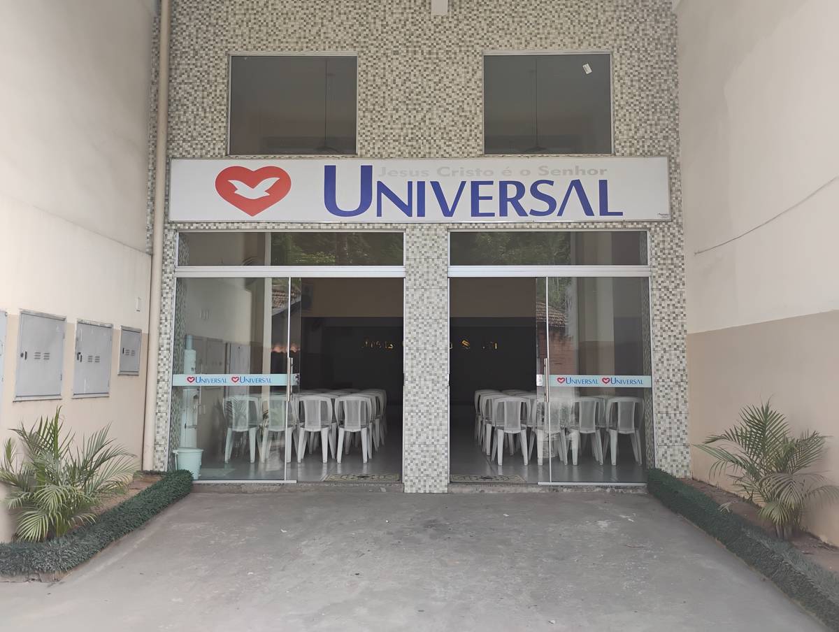 Igreja Universal PIRAPETINGA - Rua Martins Peixoto , 165 - Centro, Pirapetinga - Minas Gerais  - 36730000 - Brasil, 165 - Centro Pirapetinga - Minas Gerais - Brasil
