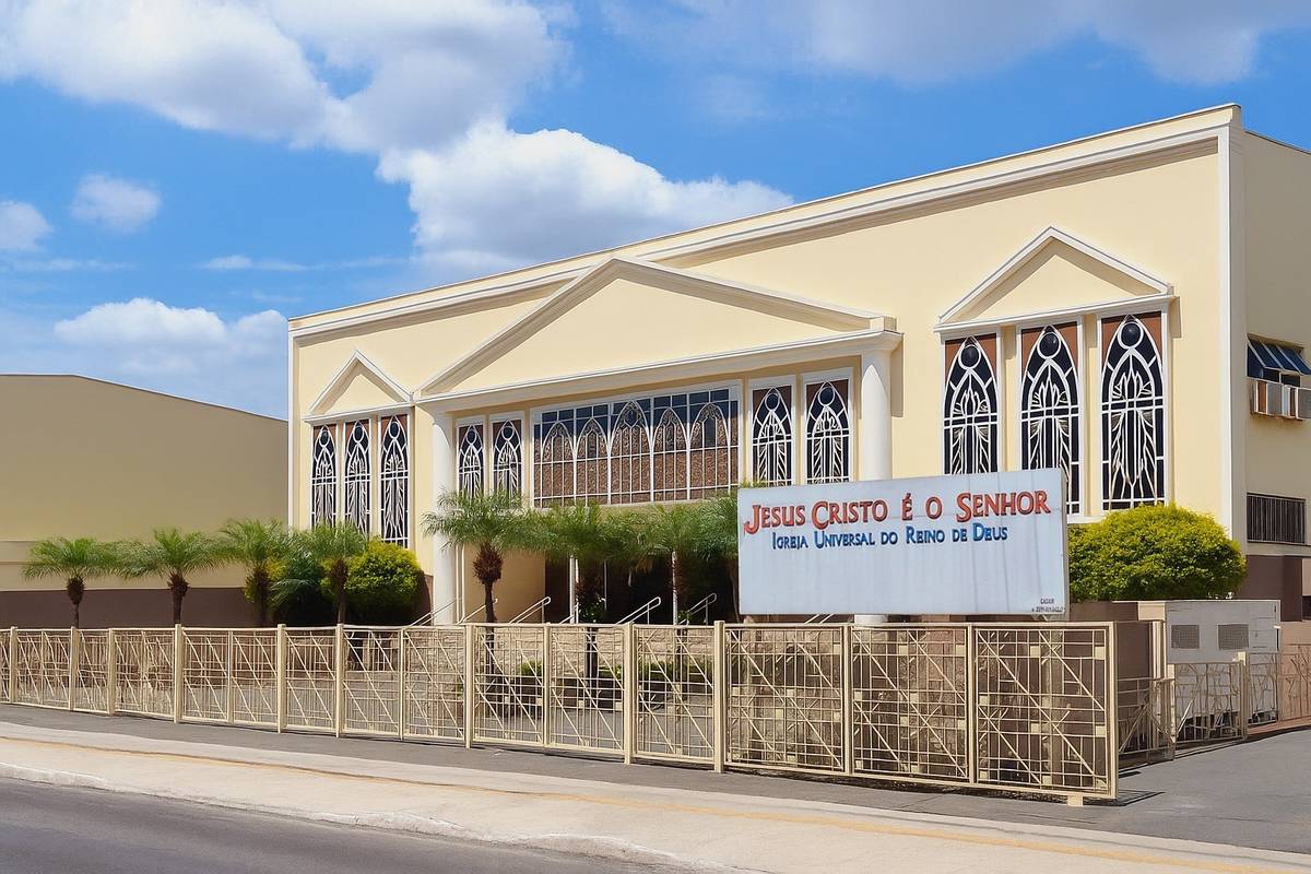 Igreja Universal CIDADE ADEMAR - Avenida Cupecê, 3000 - Cidade Ademar, São Paulo - São Paulo  - 04366000 - Brasil, 3000 - Cidade Ademar São Paulo - São Paulo - Brasil