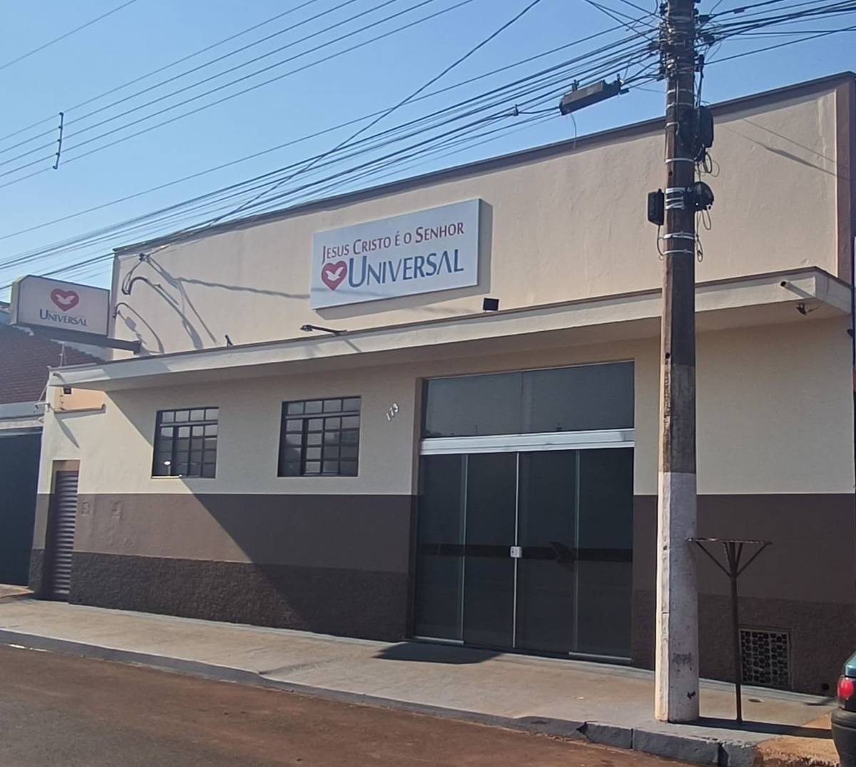 Igreja Universal PALMEIRAS - Rua Doutor Mello, 173 - Centro, Santa Cruz Das Palmeiras - São Paulo  - 13650000 - Brasil, 173 - Centro Santa Cruz Das Palmeiras - São Paulo - Brasil