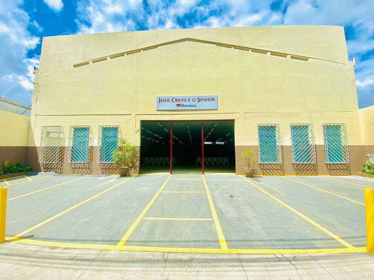 Igreja Universal PEQUI - Rua Cristóvão Colombo, 280 - Pequi , Eunápolis - Bahia - 45828267 - Brasil, 280 - Pequi Eunápolis - Bahia - Brasil