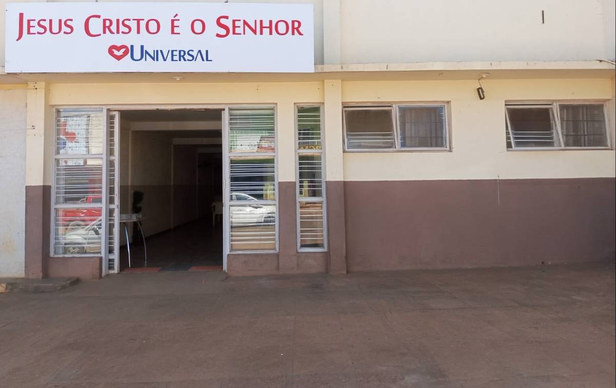 Igreja Universal CABECEIRAS - Rua Ribeiro Dos Santos, 20 - Cabeceiras Go, Cabeceiras - Goiás  - 73870000 - Brasil