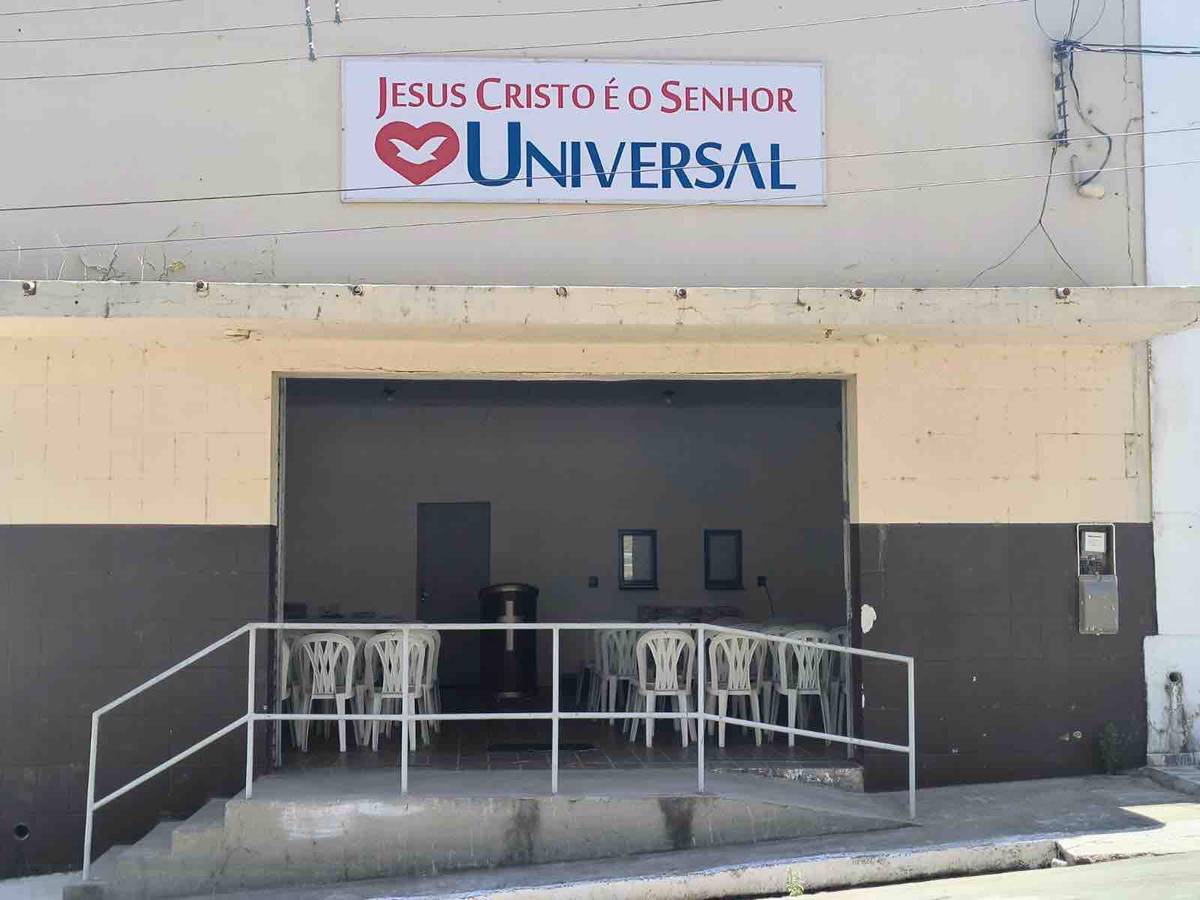Igreja Universal DOIS RIACHOS - Praça da independência , 28 - Centro, Dois Riachos - Alagoas - 57560000 - Brasil, 28 - Centro Dois Riachos - Alagoas - Brasil