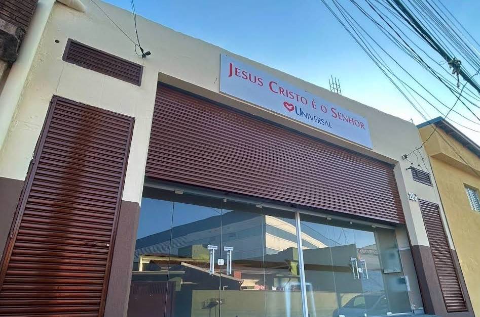 Igreja Universal JARDIM NOVA HELENA - Avenida Vereador José Fernandes Filho, 206 - Jardim Helena , Carapicuíba - São Paulo  - 06342180 - Brasil, 206 - Jardim Helena  Carapicuíba - São Paulo - Brasil