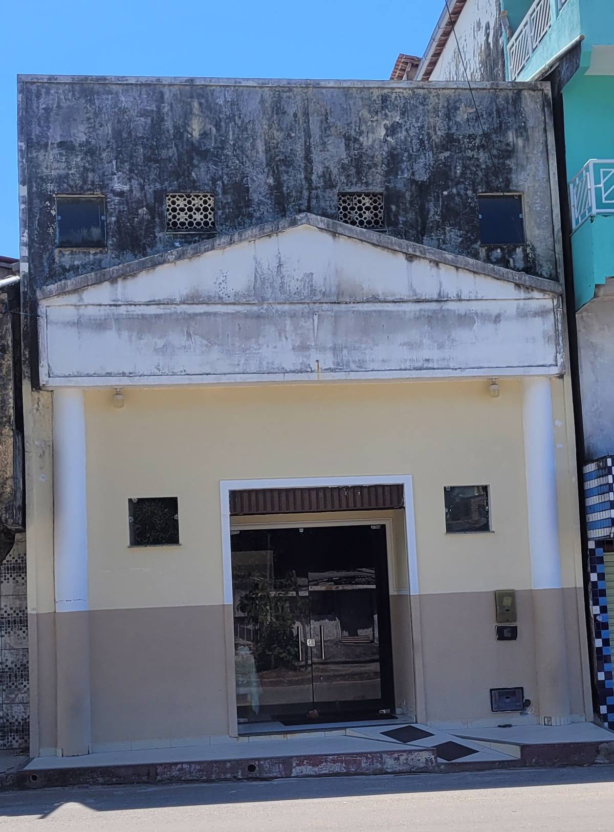 Igreja Universal SAO ROQUE - rua da Rodagem , 320 - São Roque do Paraguaçu, Maragogipe - Bahia  - 44428000 - Brasil, 320 - São Roque do Paraguaçu Maragogipe - Bahia - Brasil