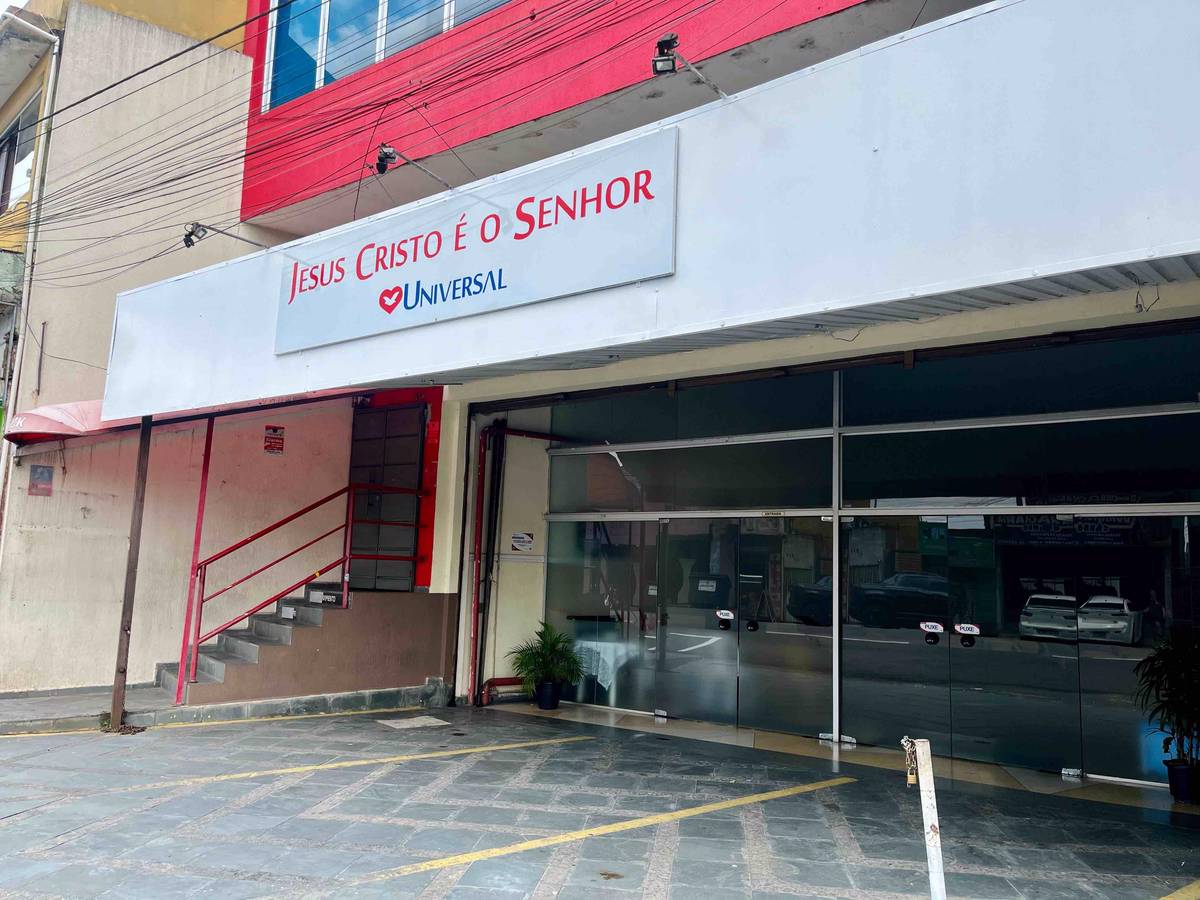 Igreja Universal CAMARGO II - Avenida Zélia, 902 - Parque dos Camargos, Barueri - São Paulo  - 06436-000 - Brasil