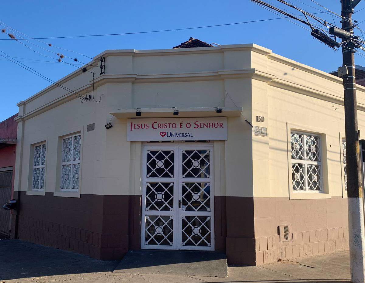 Igreja Universal BERNADINO DE CAMPOS - Rua Marechal Deodoro da Fonseca, 150 - Centro, Bernardino de Campos - São Paulo  - 18960003 - Brasil, 150 - Centro Bernardino de Campos - São Paulo - Brasil