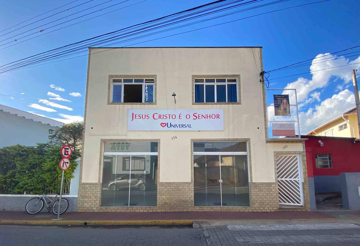 Igreja Universal SAO BENTO DO SAPUCAI - Rua Coronel Ferreira Junior, 174 - Centro, São Bento do Sapucaí - São Paulo - 12490-000 - Brasil, 174 - Centro São Bento do Sapucaí - São Paulo - Brasil