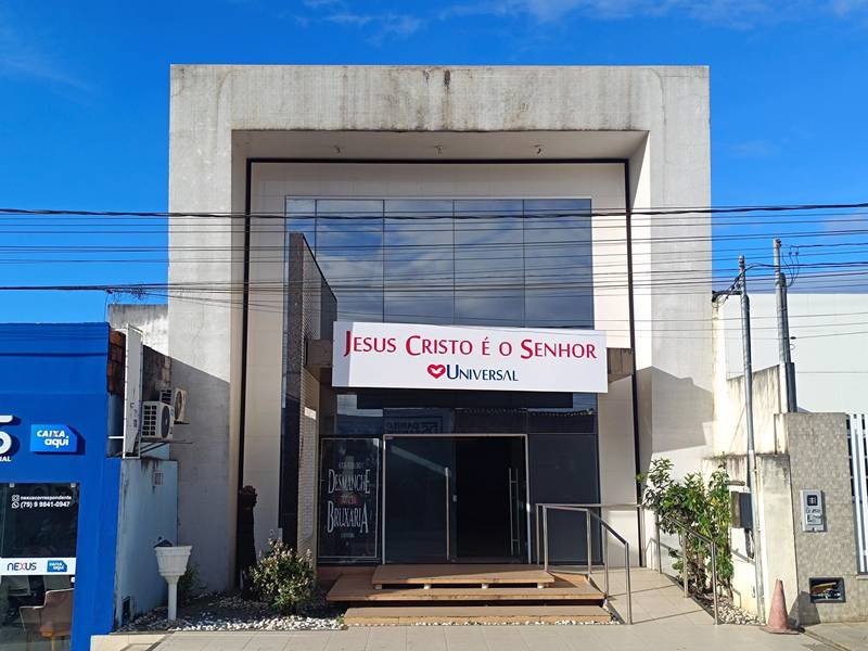 Igreja Universal SIMAO DIAS - Av. Construtor João António de Santana , 379 - Centro, Simão Dias - Sergipe  - 49480000 - Brasil, 379 - Centro Simão Dias - Sergipe - Brasil
