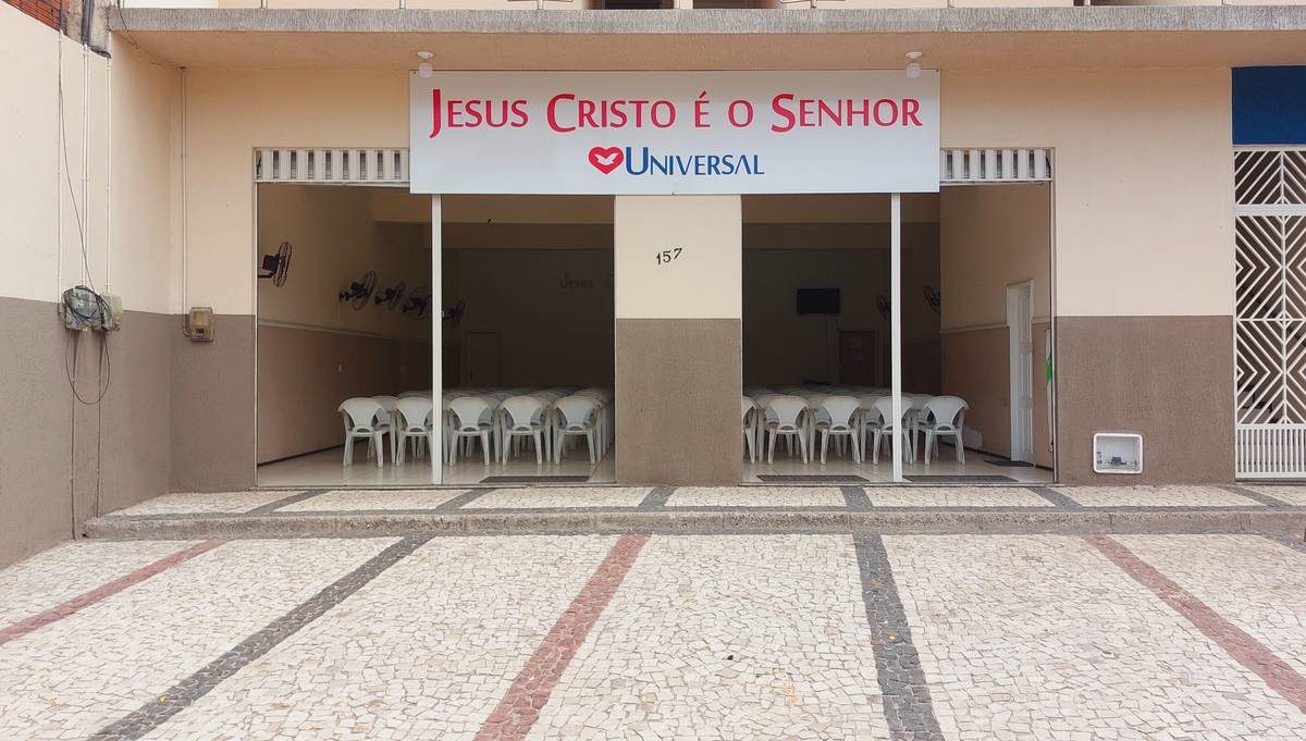 Igreja Universal CRUZ - RUA 7 De Setembro , 157 - Centro , Cruz - Ceará  - 625950 - Brasil