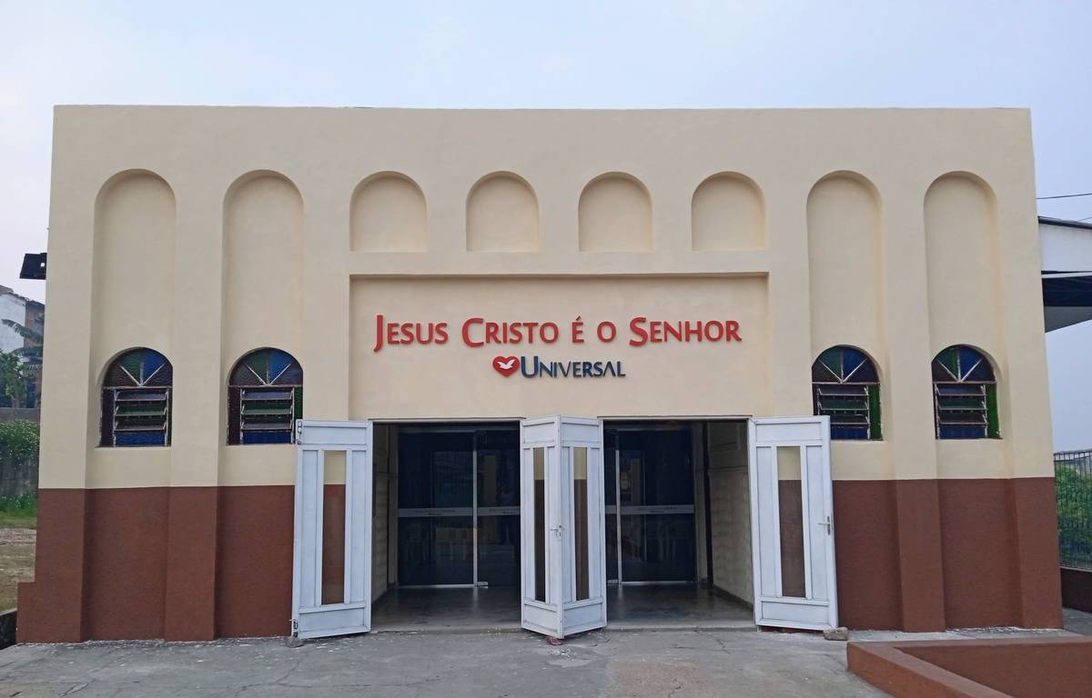 Igreja Universal SANTOS DUMONT - Rua Comandante Carlos Natrott, 14 - Da Paz, Manaus - Amazonas - 69049030 - Brasil, 14 - Da Paz Manaus - Amazonas - Brasil