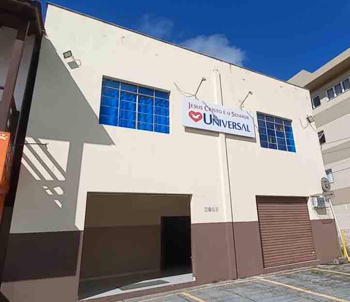 Igreja Universal COSTEIRA - Avenida Governador Jorge Lacerda, 2865 - Costeira do Pirajubaé, Florianópolis - Santa Catarina  - 88047003 - Brasil