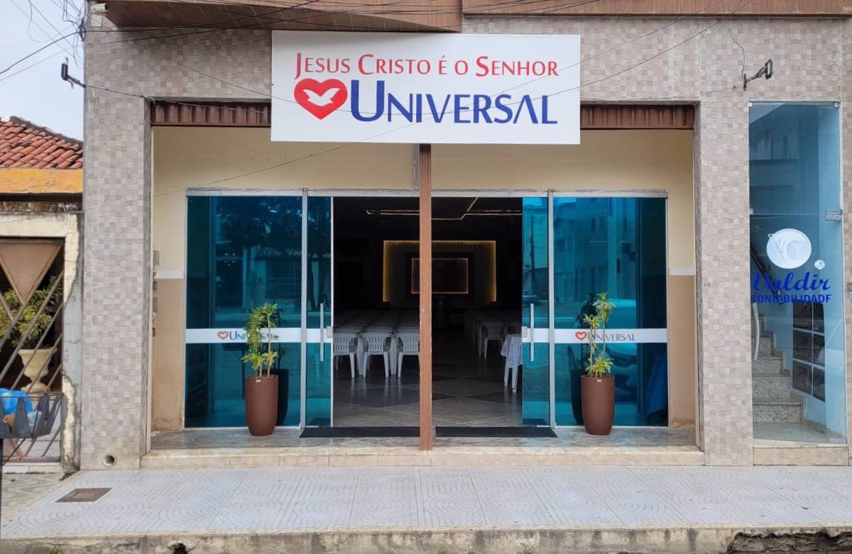 Igreja Universal CAPIM GROSSO - Av. Antonio Carlos Magalhaes , 252 - Oliveira, Capim Grosso - Bahia  - 44820001 - Brasil, 252 - Oliveira Capim Grosso - Bahia - Brasil