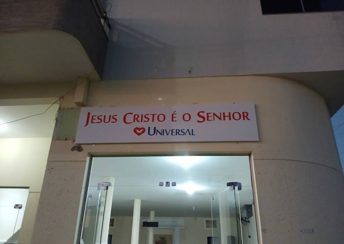 Igreja Universal URANDI - Avenida Abelardo Nina Rocha, 72 - DC 5, Urandi - Bahia  - 46350000 - Brasil, 72 - DC 5 Urandi - Bahia - Brasil