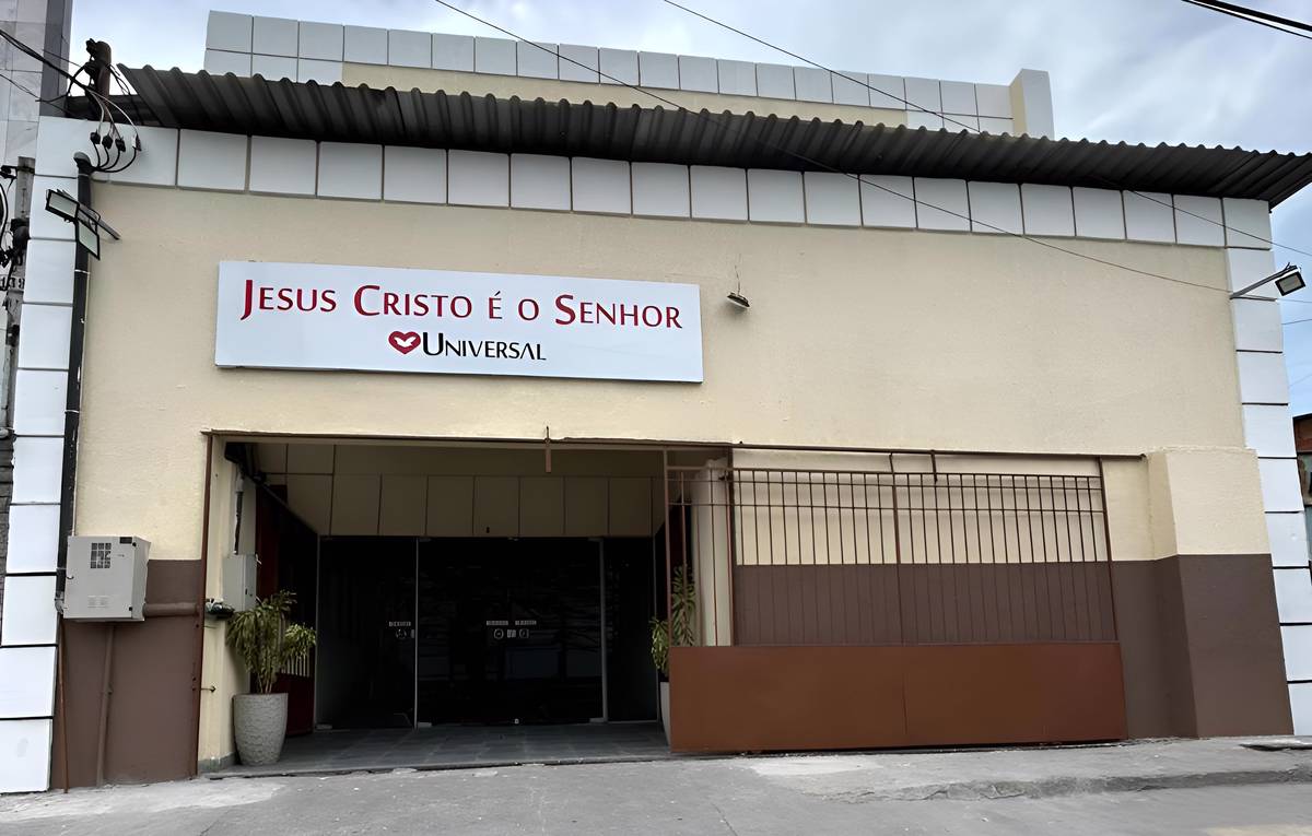 Igreja Universal PAVUNA III - Estrada de Botafogo, 1384 - Costa Barros, Rio de Janeiro - Rio de Janeiro  - 21532200 - Brasil, 1384 - Costa Barros Rio de Janeiro - Rio de Janeiro - Brasil