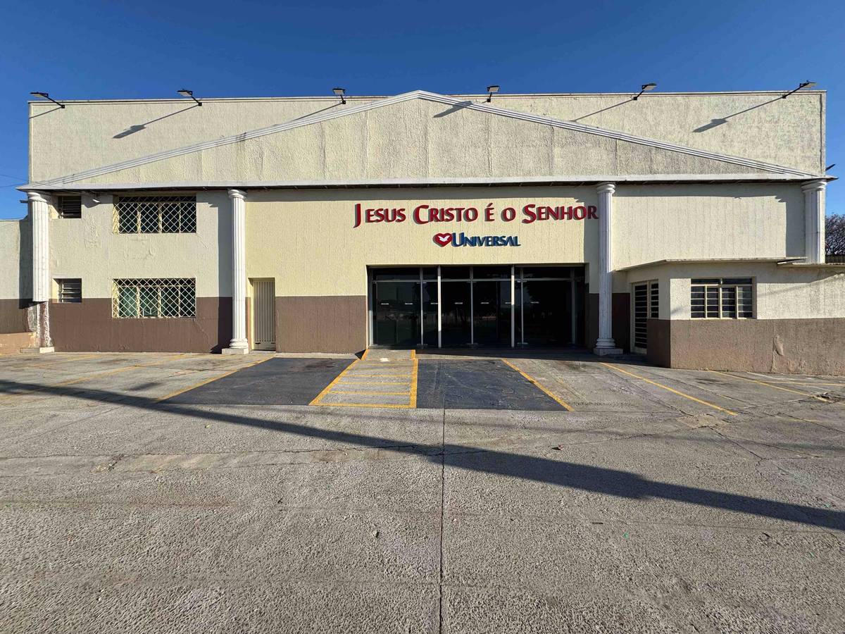 Igreja Universal VILA BRESSANI - Avenida Prefeito José Lozano Araújo, 160 - Vila Bressani, Paulinia - São Paulo  - 13140484 - Brasil, 160 - Vila Bressani Paulinia - São Paulo - Brasil