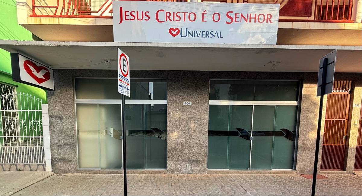 Igreja Universal BAIXO GUANDU - Av Dez de Abril, 604 - Centro, Baixo Guandu - Espírito Santo  - 29730000 - Brasil, 604 - Centro Baixo Guandu - Espírito Santo - Brasil