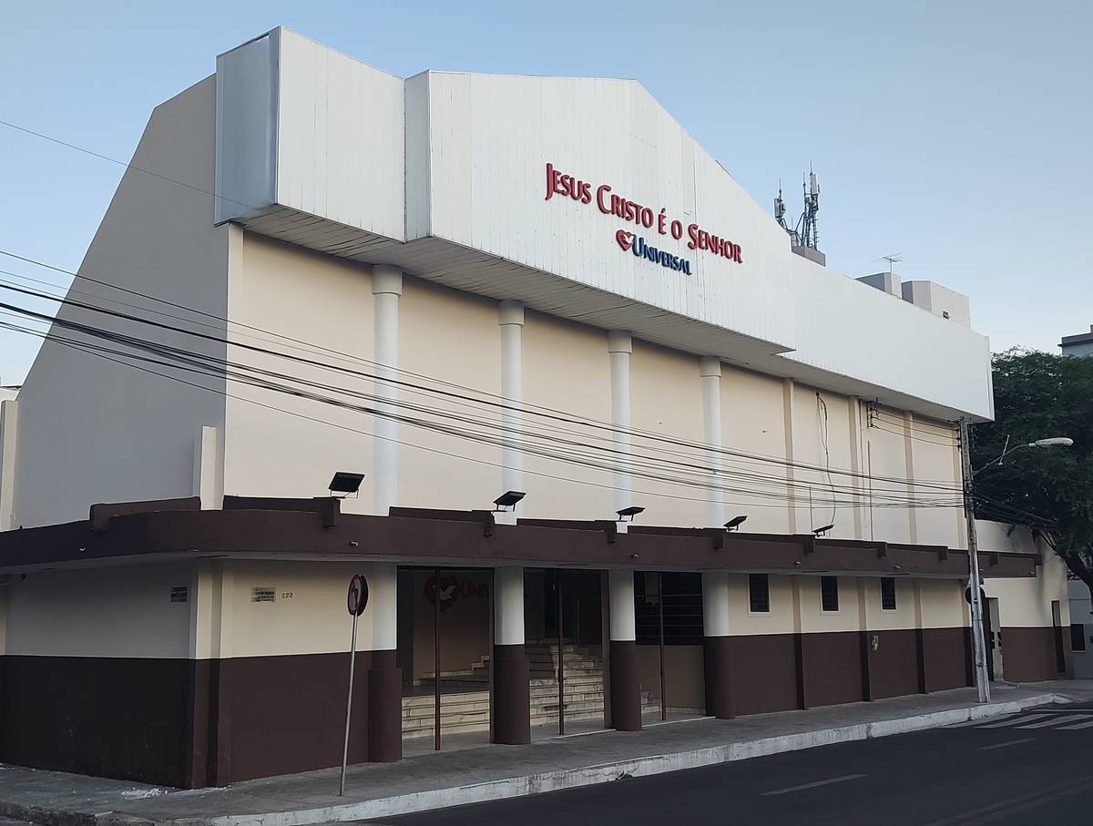 Igreja Universal PETROLINA - Rua Joaquim Nabuco, 222 - Centro, Petrolina - Pernambuco  - 56302140 - Brasil, 222 - Centro Petrolina - Pernambuco - Brasil