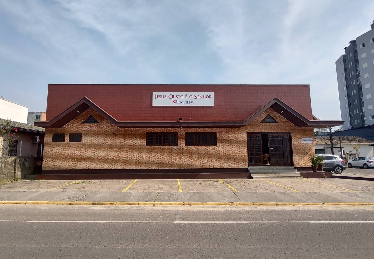 Igreja Universal MORRO DA FUMACA - Rua São Roque , 66 - Centro , Morro da Fumaça - Santa Catarina  - 88830000 - Brasil, 66 - Centro  Morro da Fumaça - Santa Catarina - Brasil