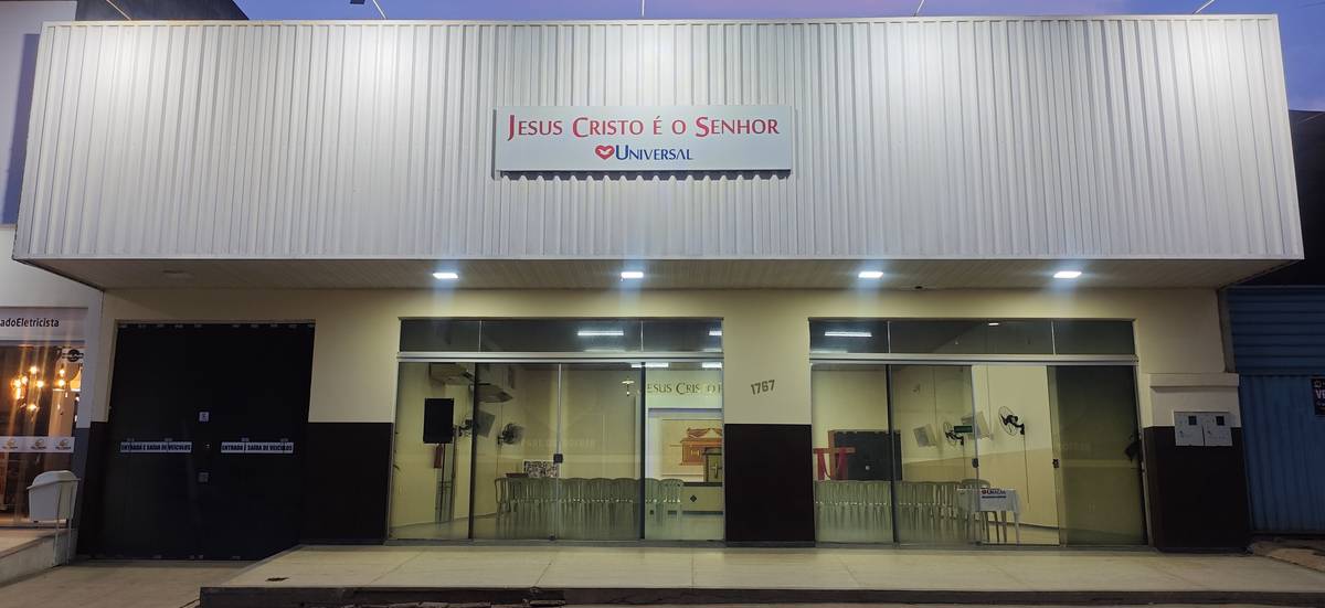 Igreja Universal BURITIS - Av. Ayrton Senna, 1767 - Centro, Buritis - Rondônia  - 76880000 - Brasil