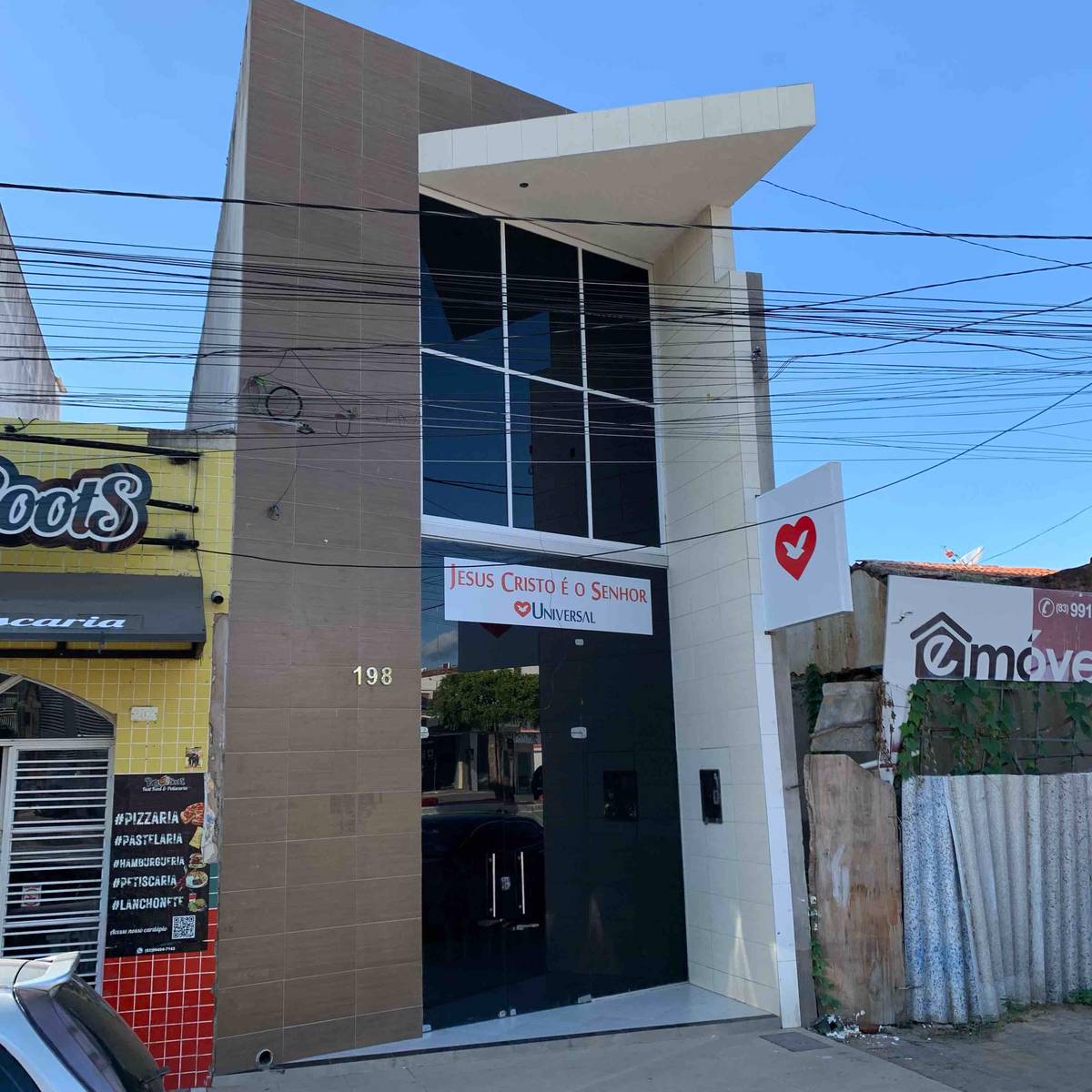 Igreja Universal CAJAZEIRAS - R Engenheiro Carlos Pires de Sá , 198 - Centro, Cajazeiras - Paraíba  - 58900-000 - Brasil