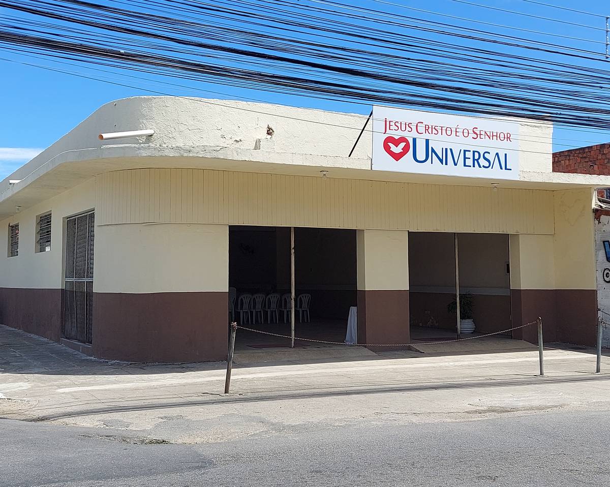 Igreja Universal FEITOSA - Avenida Governador Lamenha Filho, 712 - Feitosa, Maceió - Alagoas  - 57043600 - Brasil
