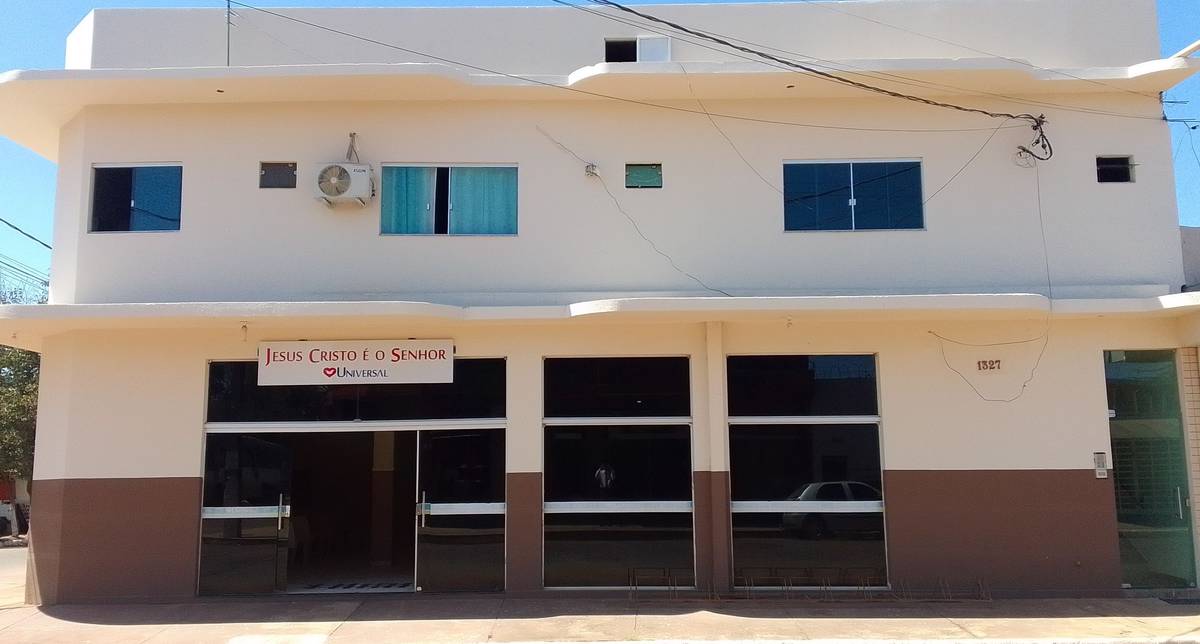 Igreja Universal ARINOS - Rua José Gomes Viana , 1327 - Centro , Arinos - Minas Gerais  - 38680000 - Brasil