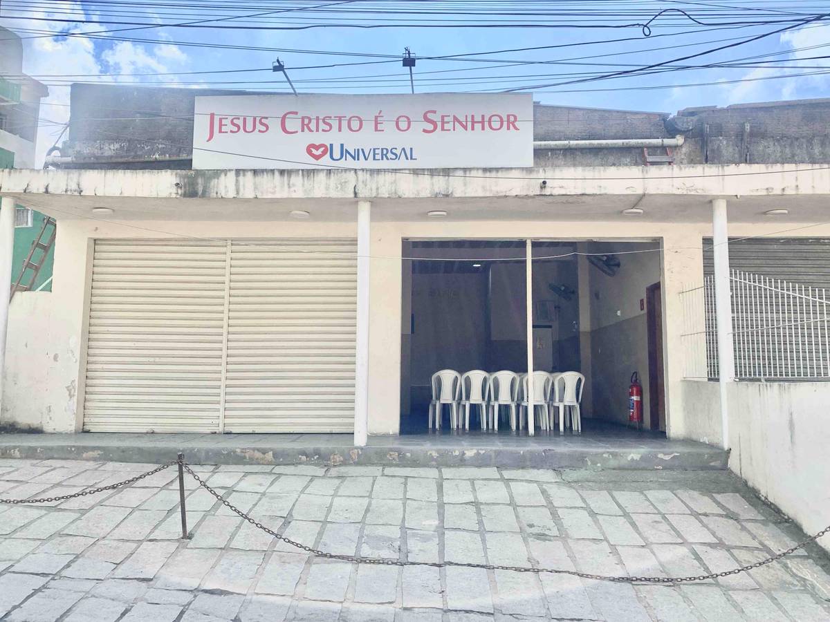 Igreja Universal CARANGOLA - Rua Waldemar Vieira Afonso, 260 - Vale do Carangola, Petrópolis - Rio de Janeiro  - 25715-402 - Brasil, 260 - Vale do Carangola Petrópolis - Rio de Janeiro - Brasil