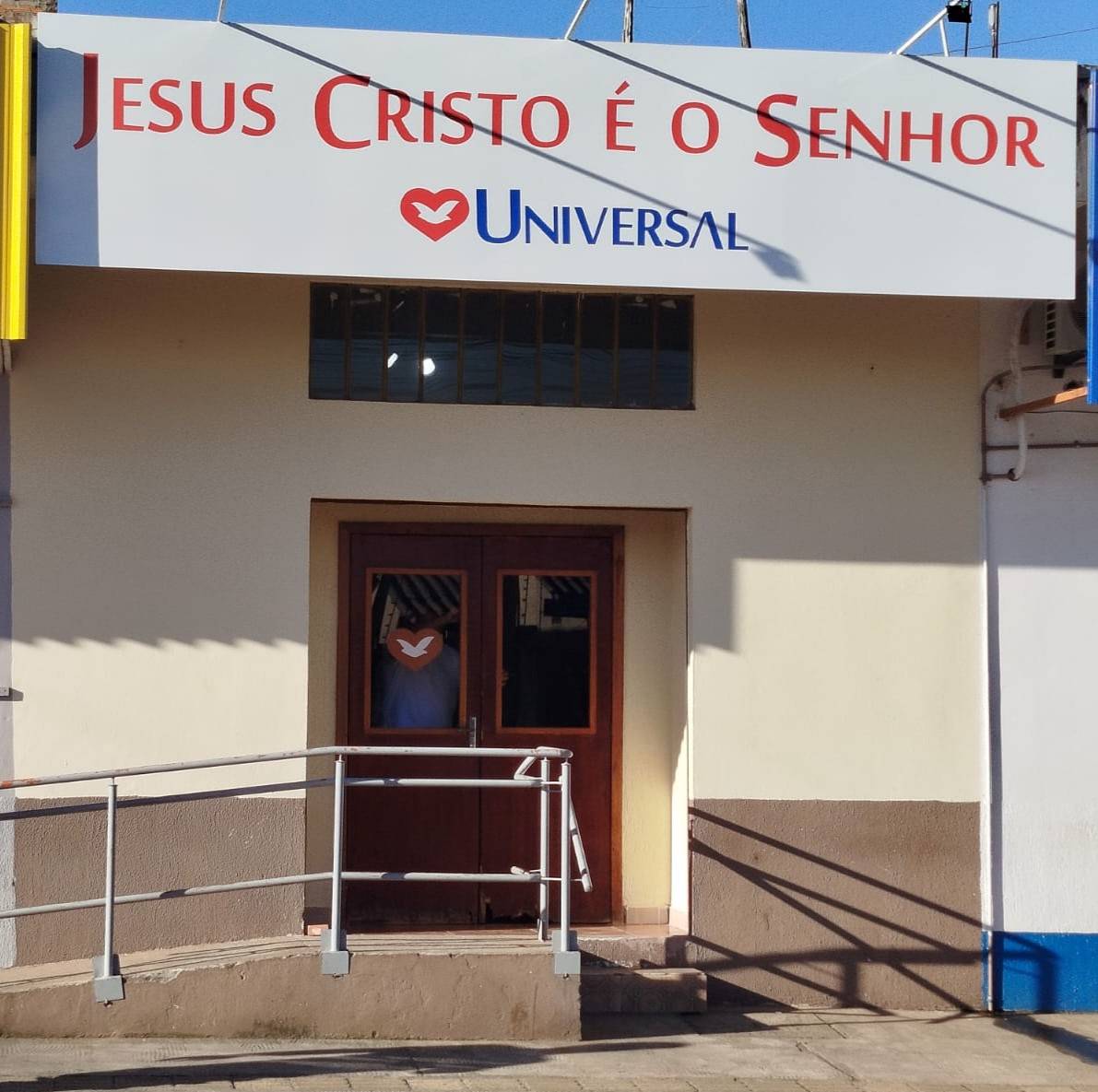 Igreja Universal TOM JOBIM - Avenida Estrela, 272 - Parque Ipiranga, Gravataí - Rio Grande do Sul  - 94110357 - Brasil, 272 - Parque Ipiranga Gravataí - Rio Grande do Sul - Brasil