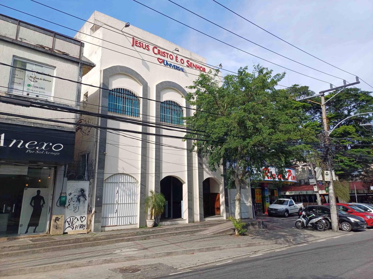 Igreja Universal FREGUESIA - Estrada de Jacarepaguá, 7676 - Freguesia (Jacarepaguá), Rio de Janeiro - Rio de Janeiro  - 22755158 - Brasil, 7676 - Freguesia (Jacarepaguá) Rio de Janeiro - Rio de Janeiro - Brasil