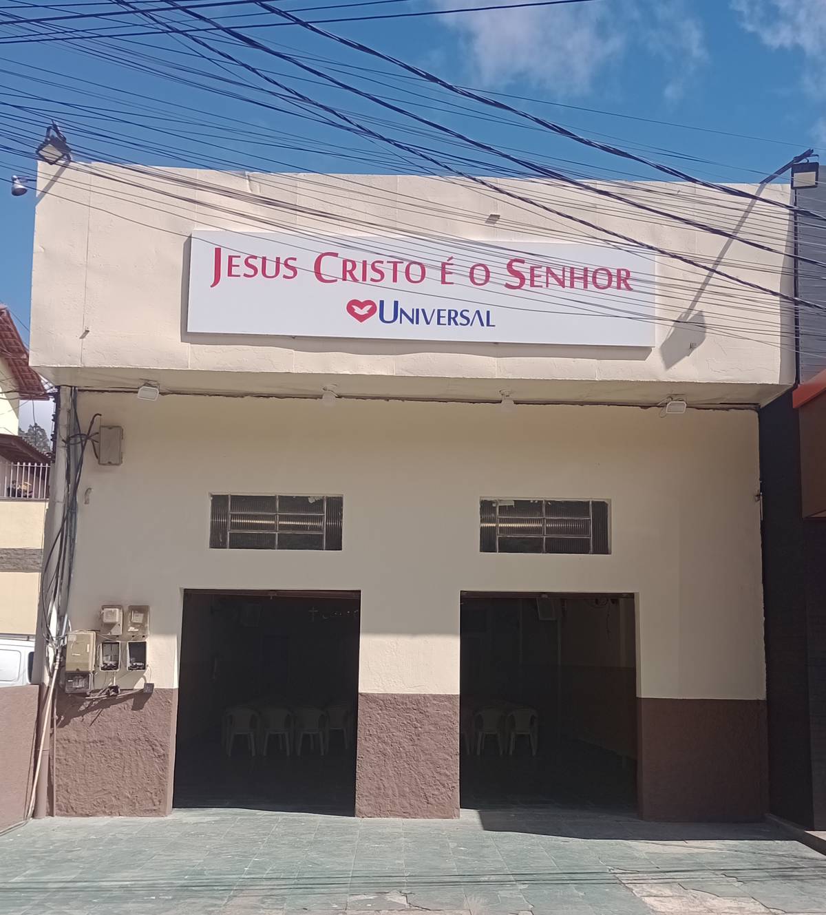 Igreja Universal KM 28 - Estrada Doutor Rogério de Moura Estevão, 28066 - Bonsucesso, Teresópolis - Rio de Janeiro  - 25995290 - Brasil