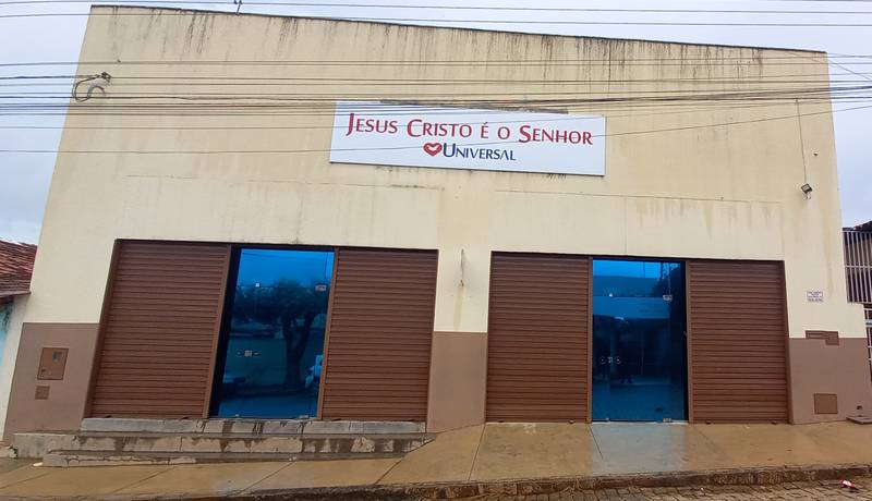 Igreja Universal PIRACANJUBA - Rua Cônego Olinto , 556 - Centro, Piracanjuba - Goiás  - 75640000 - Brasil, 556 - Centro Piracanjuba - Goiás - Brasil