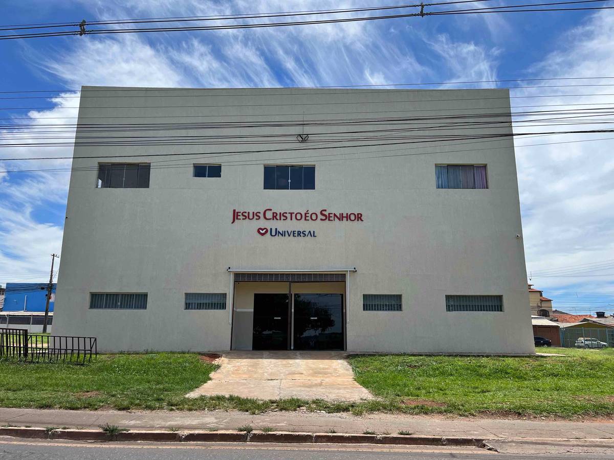 Igreja Universal SANTA MARIA SUL 21O - CL 210 Lote C Av Alagados  - Santa Maria, Brasília - Distrito Federal  - 72510223 - Brasil