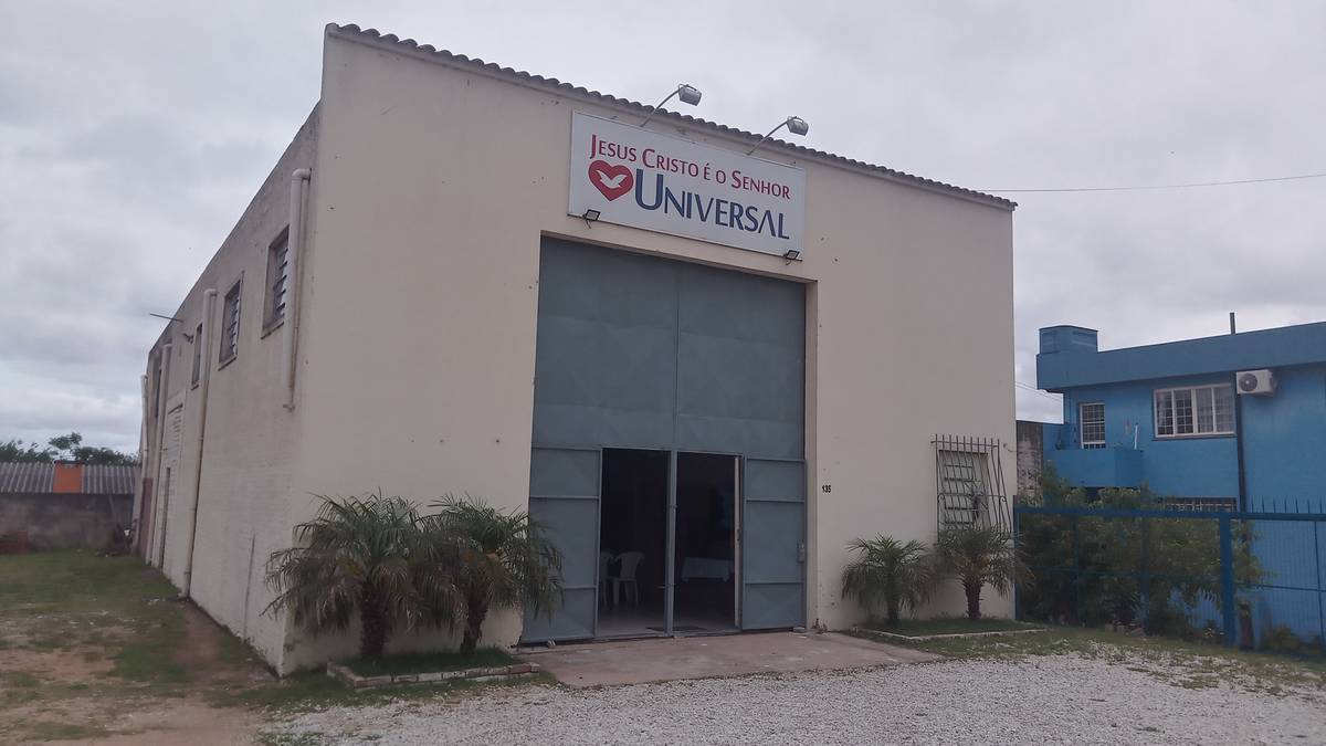 Igreja Universal CASTRO ALVES - Rua Angélica Jardim, 135 - Castro Alves, Bagé - Rio Grande do Sul  - 96420160 - Brasil, 135 - Castro Alves Bagé - Rio Grande do Sul - Brasil