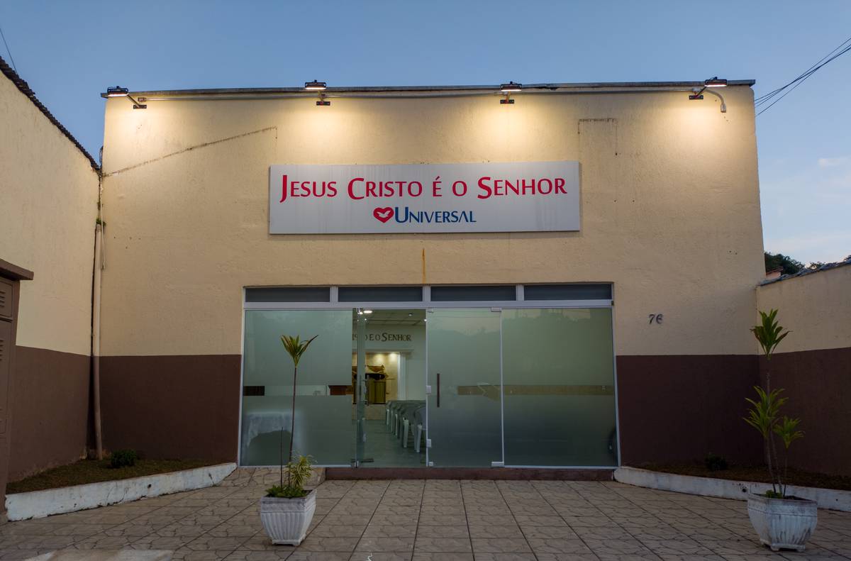 Igreja Universal PEDRO DE TOLEDO - Rua Ubirajara , 76 - Centro , Pedro de Toledo - São Paulo  - 11790000 - Brasil, 76 - Centro  Pedro de Toledo - São Paulo - Brasil