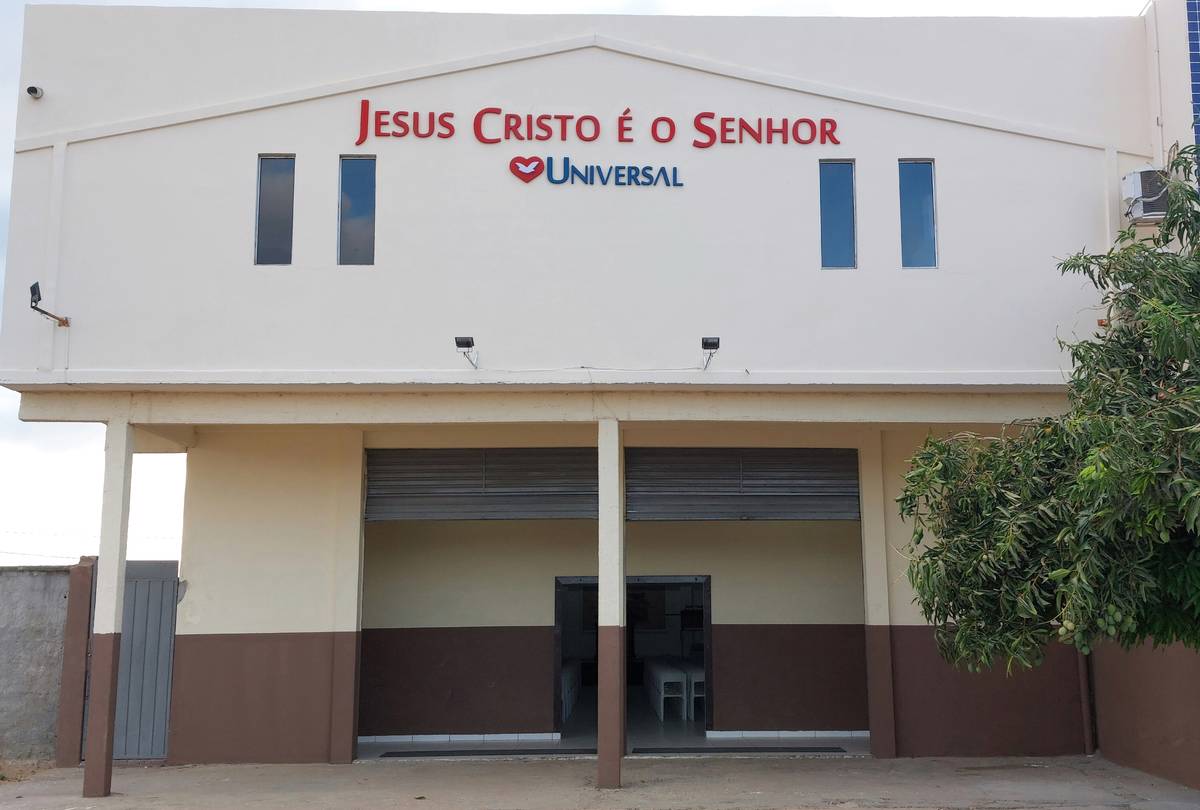 Igreja Universal SOBRADINHO III - Quadra S 5 rua B, 03 - vila São Joaquim , Sobradinho - Bahia  - 48925000 - Brasil, 03 - vila São Joaquim  Sobradinho - Bahia - Brasil