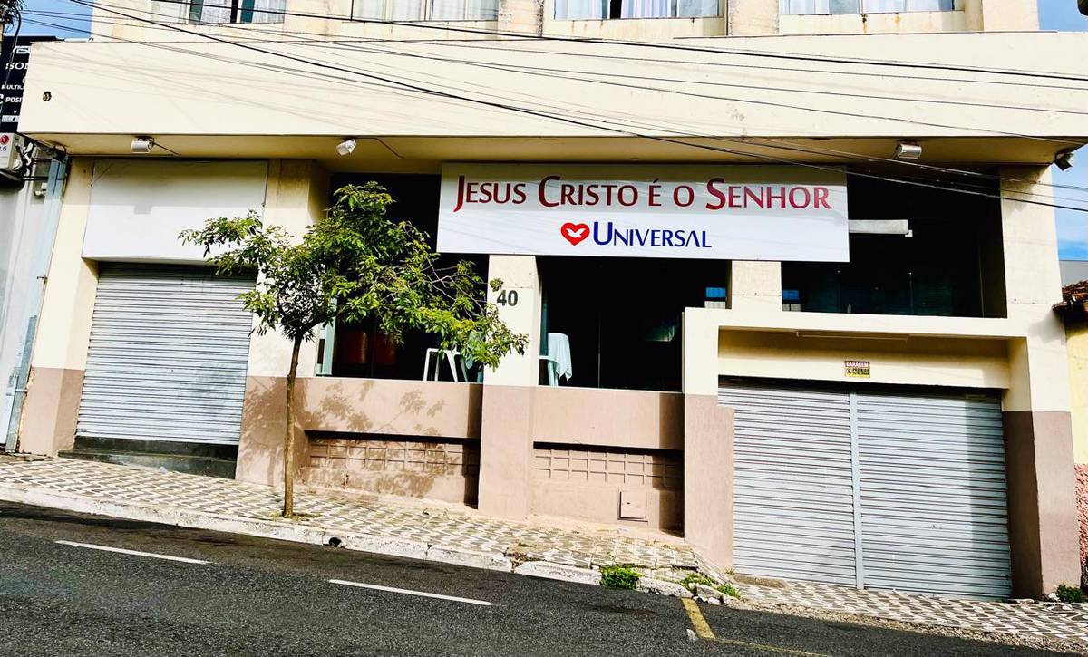 Igreja Universal ALMEIDA CAMPOS - Rua Almeida Campos, 40 - Centro, Araxá - Minas Gerais  - 38183222 - Brasil, 40 - Centro Araxá - Minas Gerais - Brasil