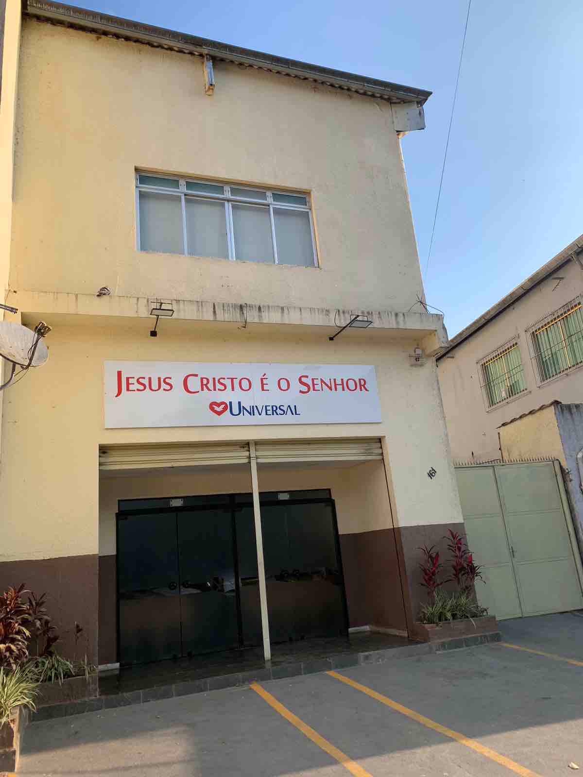 Igreja Universal AMADOR BUENO - Rua São Paulo, 161 - Amador Bueno, Itapevi - São Paulo  - 06680-400 - Brasil, 161 - Amador Bueno Itapevi - São Paulo - Brasil