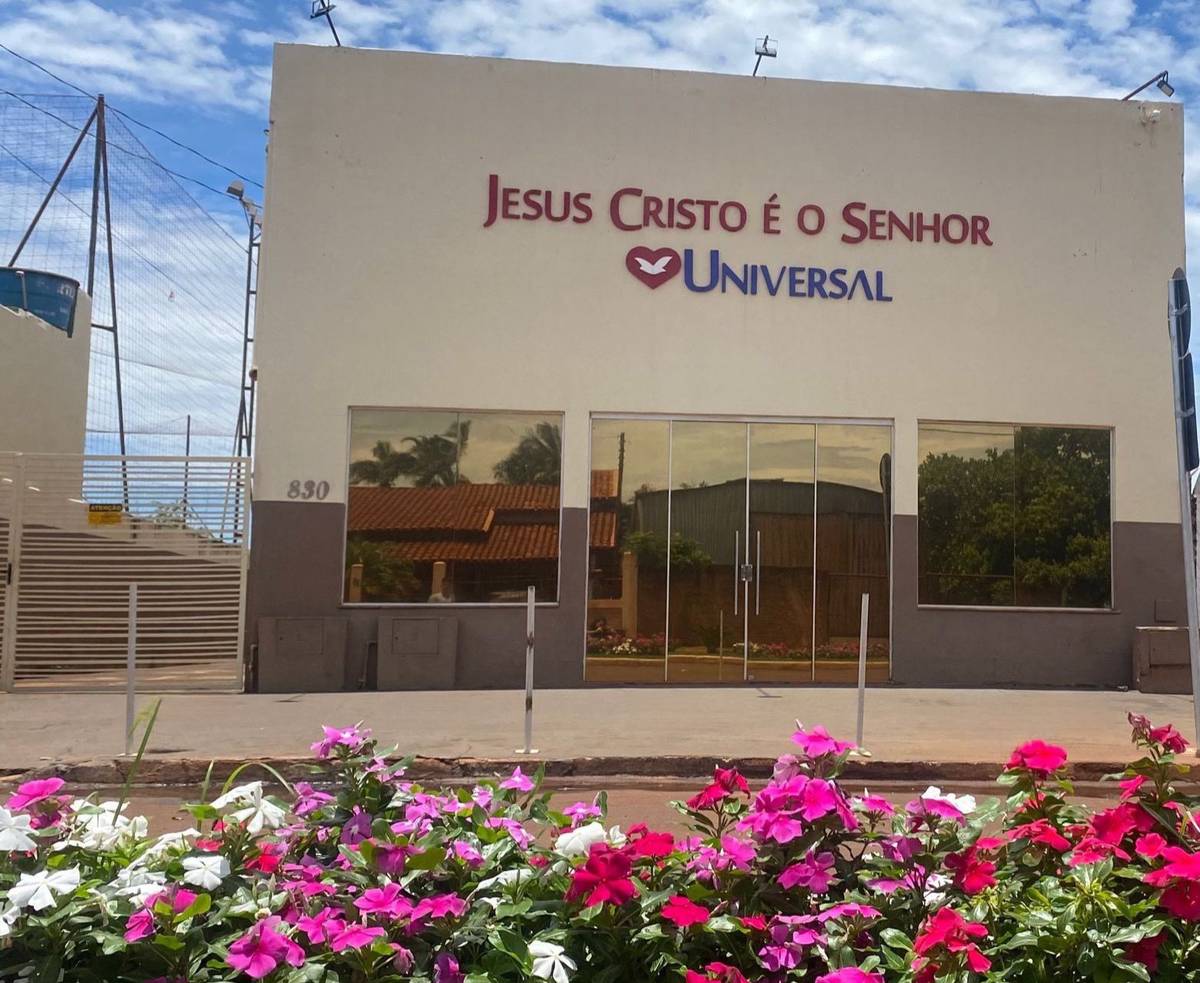 Igreja Universal BOM JESUS - AV.GOIÁS, N°830, QD.34, LT. 31 - BAIRRO OLÍMPIA, 830 - BAIRRO OLÍMPIA , Bom Jesus de Goias - Goiás  - 75570000 - Brasil, 830 - BAIRRO OLÍMPIA  Bom Jesus de Goias - Goiás - Brasil