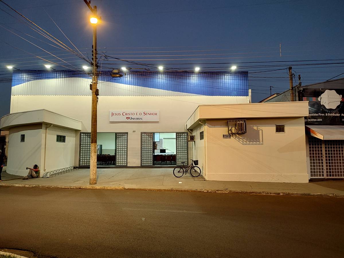 Igreja Universal PONTAL - Avenida Maria Lídia Neves Spíndola, 177 - Residencial São Benedito, Pontal - São Paulo  - 14180000 - Brasil