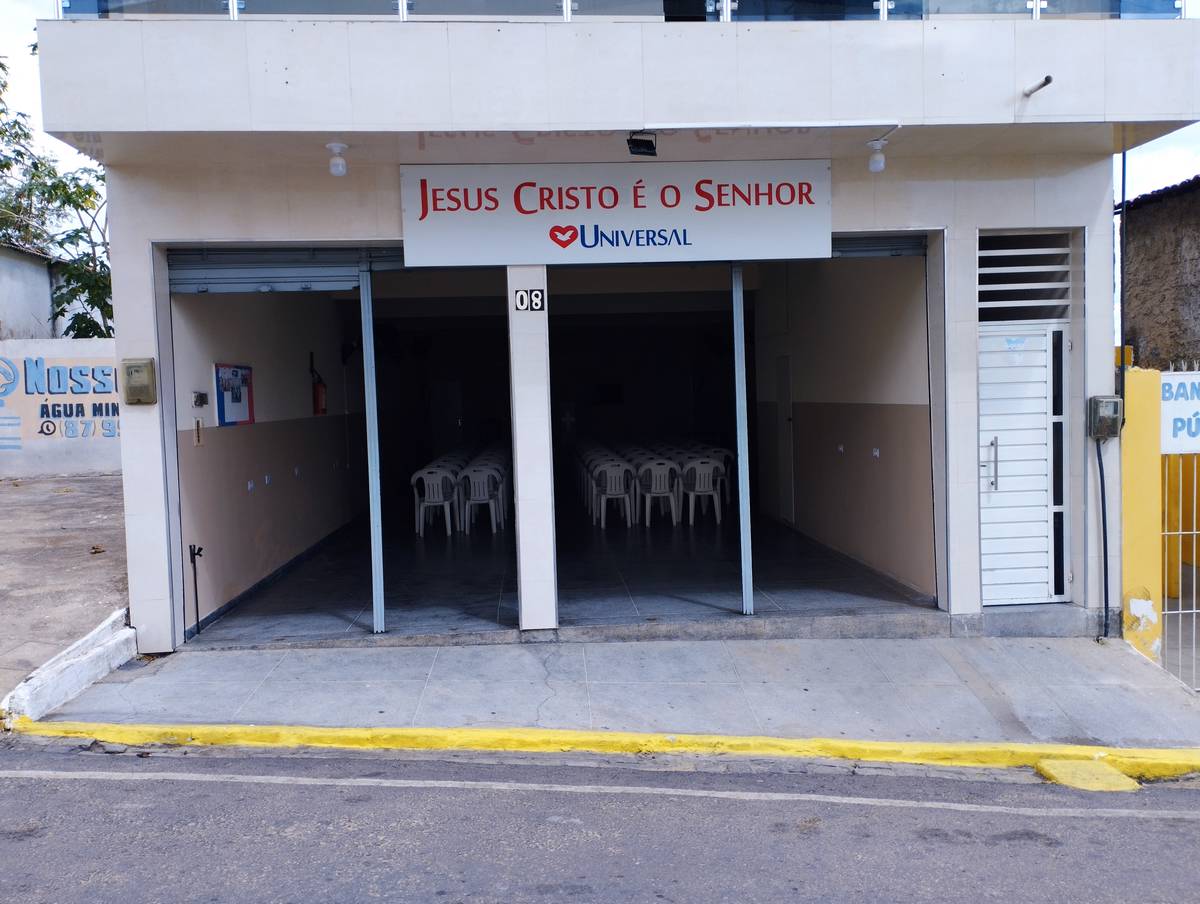 Igreja Universal FLORES - travessa princesa Isabel , 08 - Centro, Flores - Pernambuco - 56850000 - Brasil, 08 - Centro Flores - Pernambuco - Brasil
