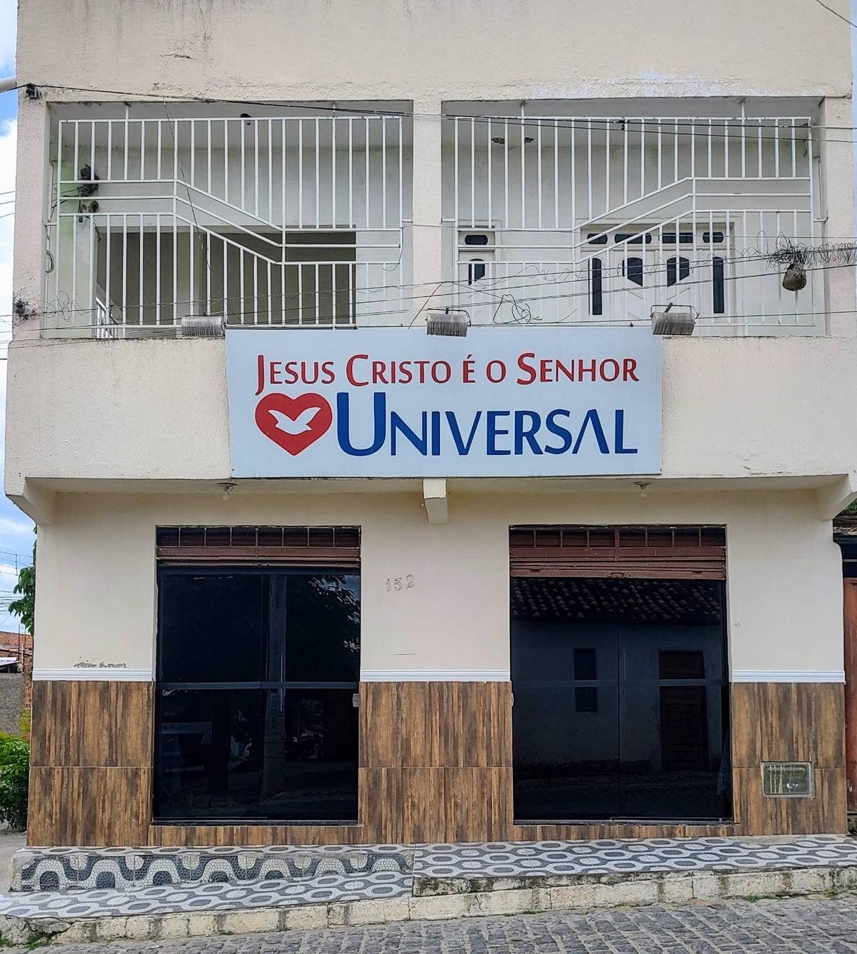 Igreja Universal AGUA BRANCA - Rua E, 152 - Água Branca, Jequié - Bahia  - 45205270 - Brasil