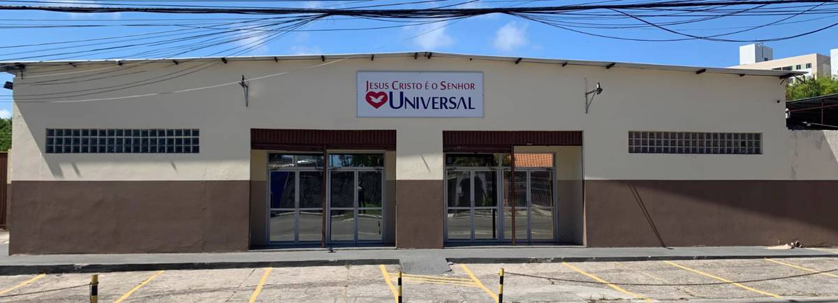 Igreja Universal LAURO DE FREITAS - Avenida Brigadeiro Mário Epinghaus, 00 - Vila Praiana, Lauro de Freitas - Bahia  - 42704730 - Brasil