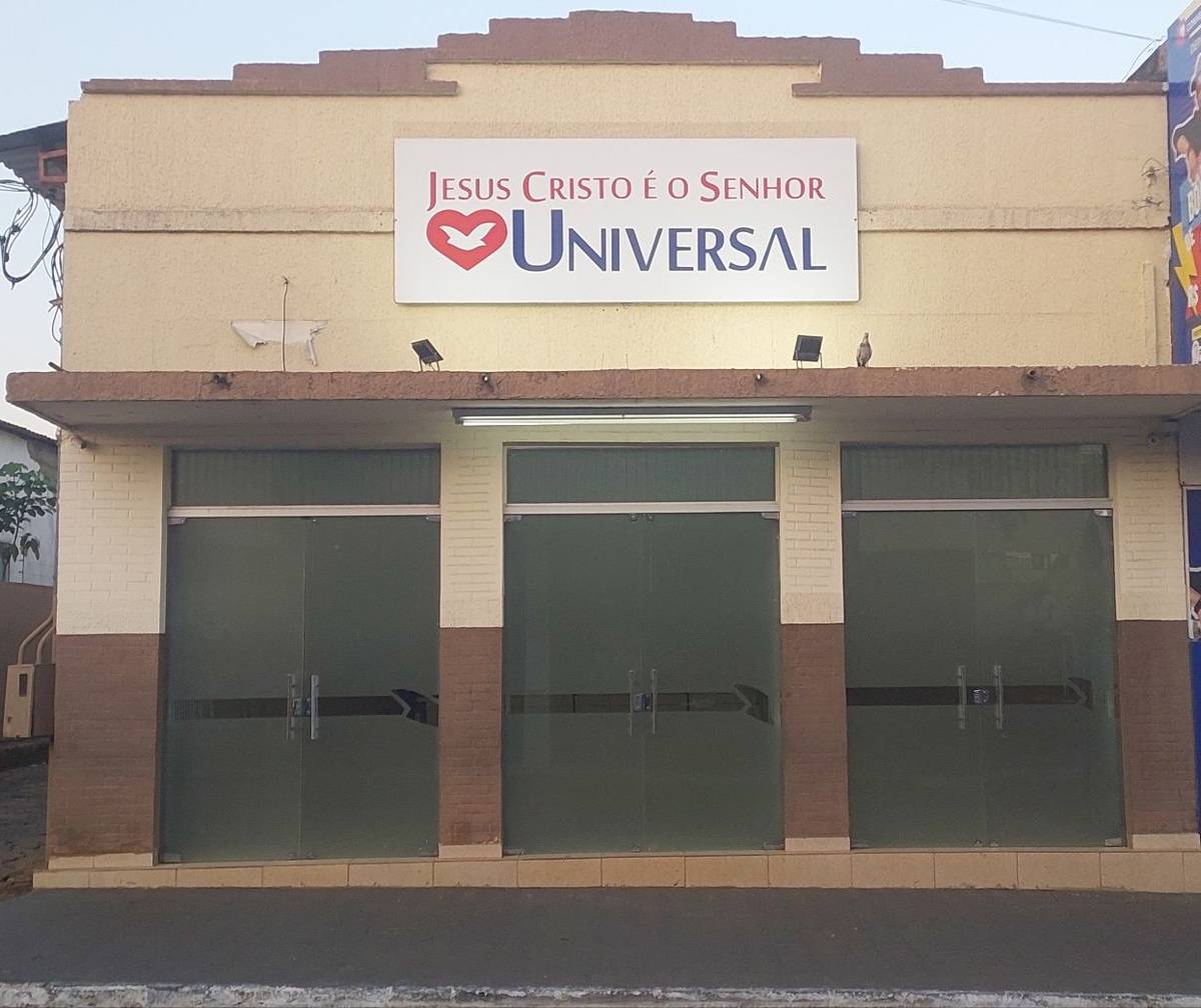 Igreja Universal TRINDADE - Avenida Dr Irany Ferreira, 150 - Centro , Trindade - Goiás  - 75380000 - Brasil