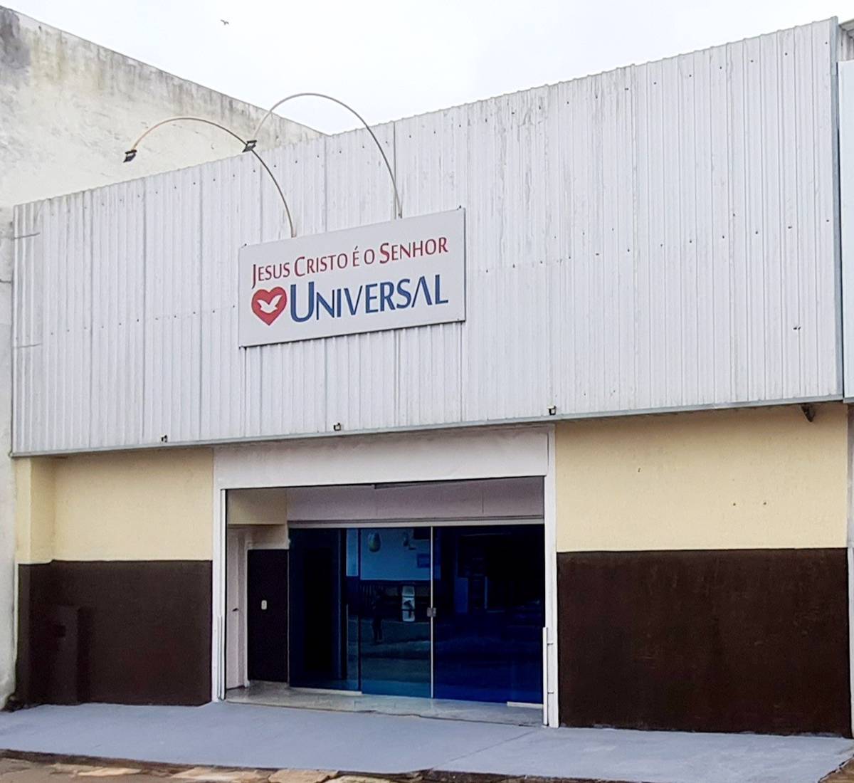 Igreja Universal CONDOMINIO PRIVE - Rua Rua 8 Módulo 9, 25 - Condomínio Privê Lucena Roriz (Ceilândia), Ceilândia - Distrito Federal  - 72280468 - Brasil